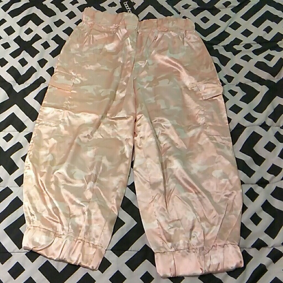 Pants - Picture 2 of 5